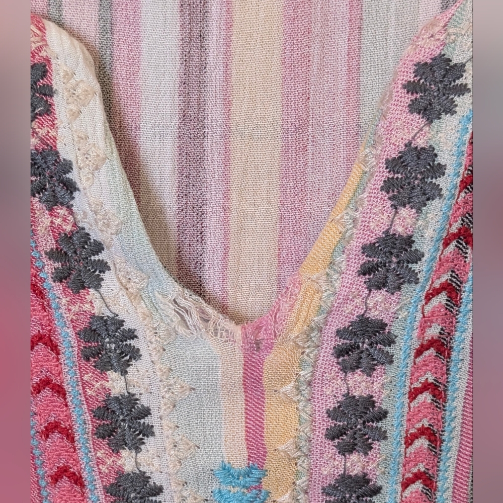 Savannah Jane Embroidered V Neck Tunic With Embroidery On Bell Sleeves - Picture 5 of 16